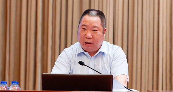 《致力打造世界一流海外工程承包商》